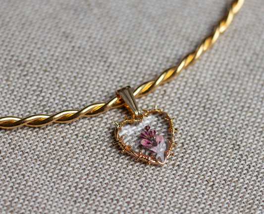 Barbed Wire Heart Flowerchoker