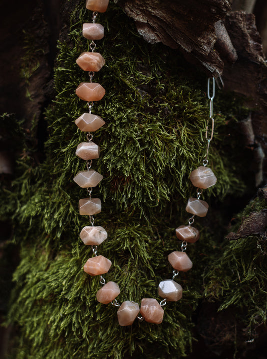 Bold Silver Sun Choker