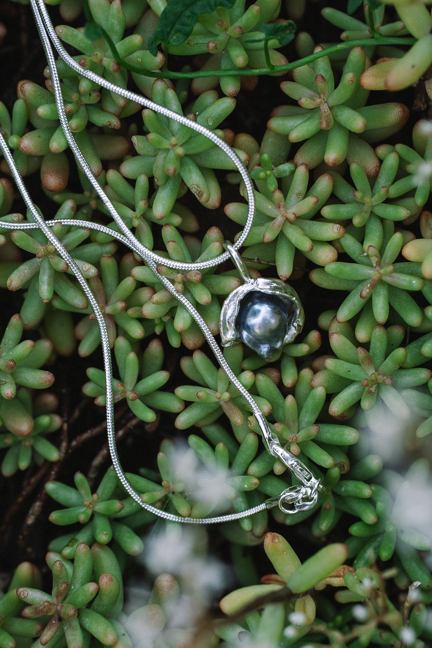 Waterdrop Blue Pearl No1