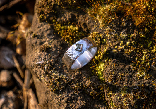 Sterling Silver Ring with green Sapphire