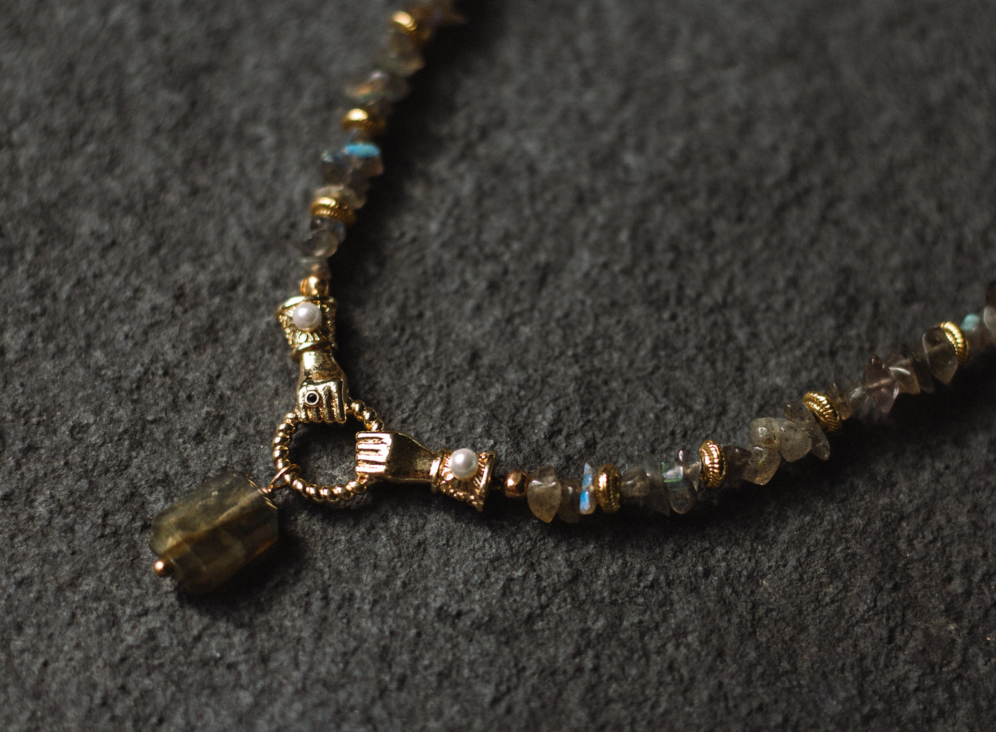 Mystic Hands Choker