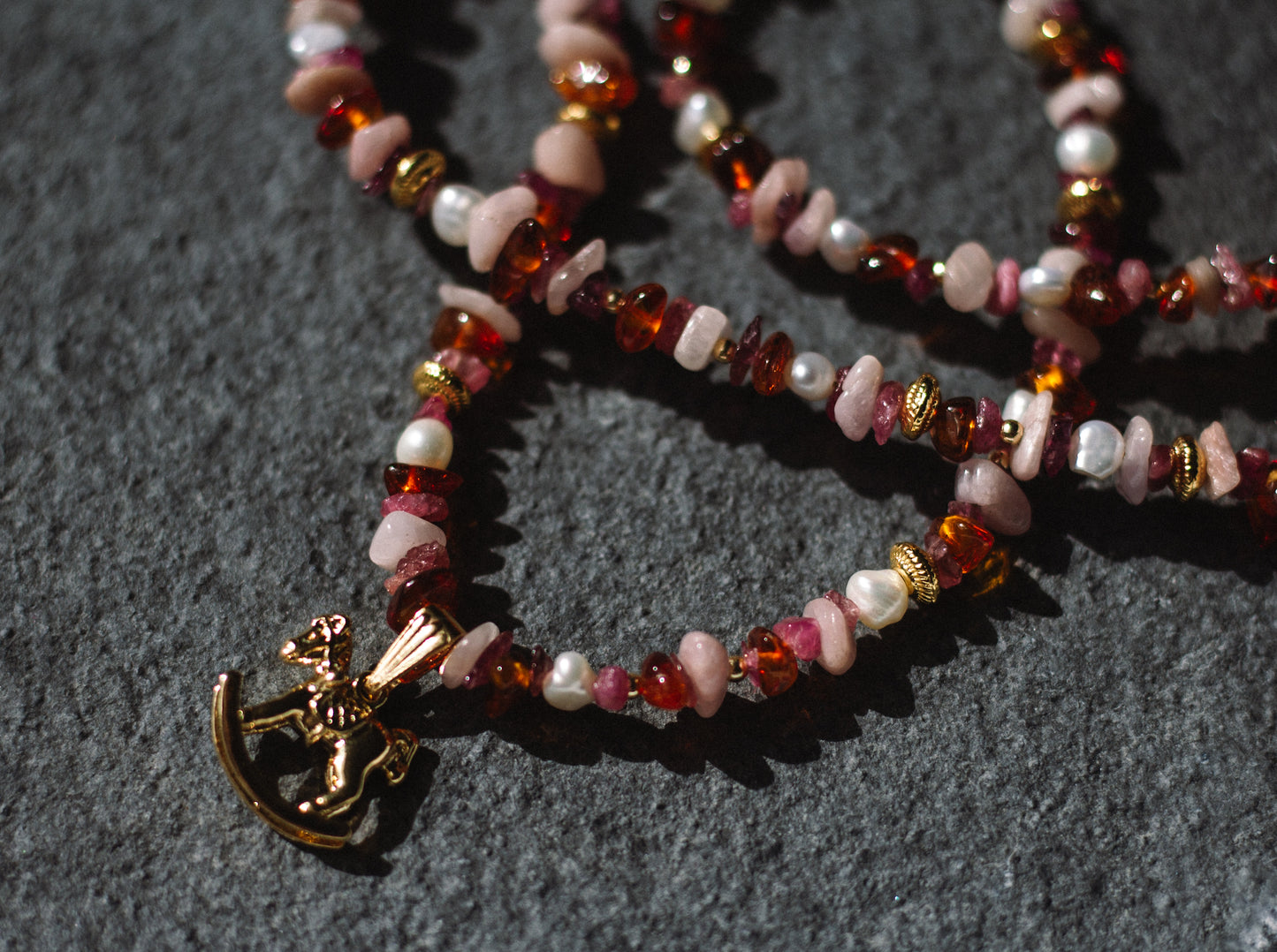 Rocking Horse Choker
