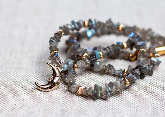Moonshine Choker